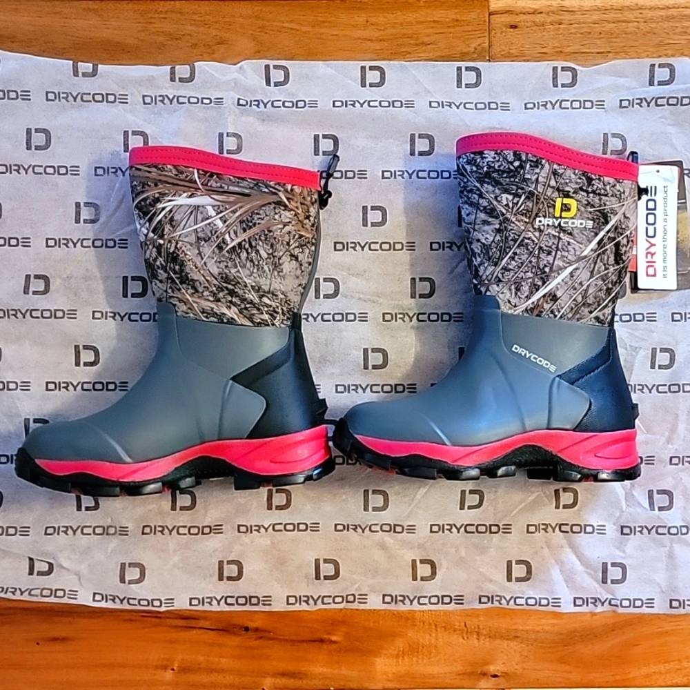Drycode Women's  Multi-Seasonal Rubber Boots Foot Cleated Size 6